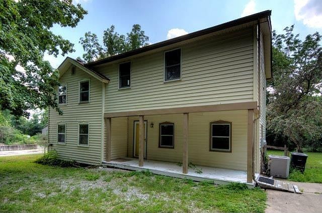 1st image of 1211 Traver St
