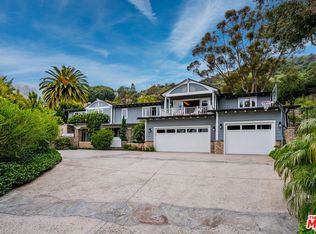 17965 Surfview Ln, Pacific Palisades, CA 90272