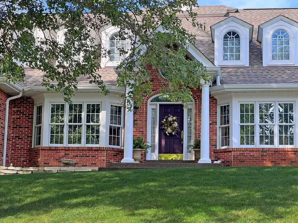 13008 Saller Dr, Saint Louis, MO 63127