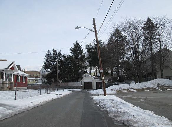 2nd image of 53 Butler Ave