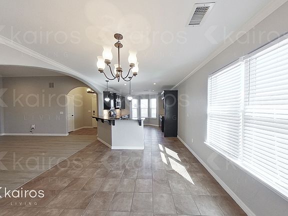 3rd image of 3713 Bismarck Ave