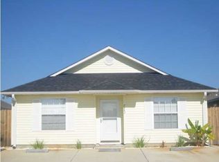7469 Harvest Village Ct, Navarre, FL 32566