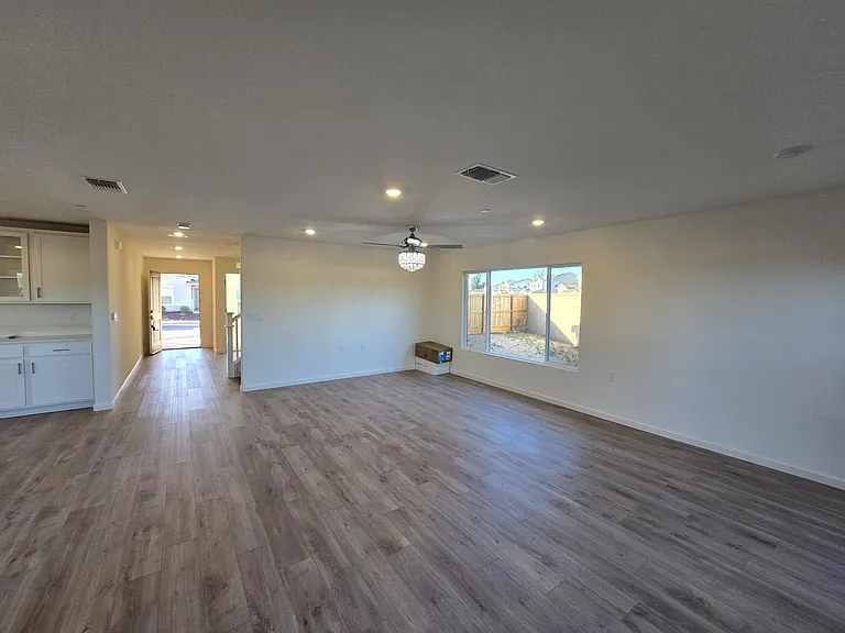 6701 E Nevada Ave — Photo 2