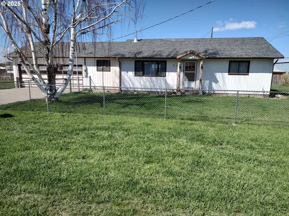 310 Rosewell St, Lostine, OR 97857