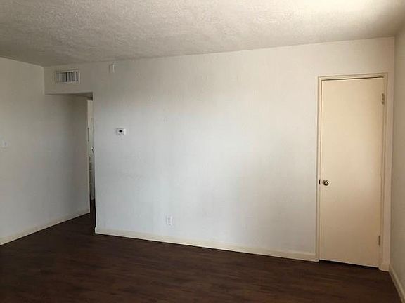 5th image of 701 W Yandell Dr APT 7