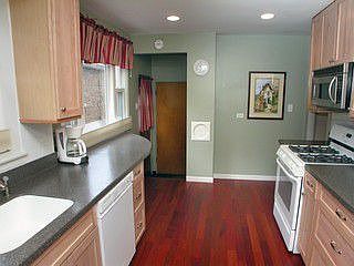 3rd image of 6042 S Campbell Ave