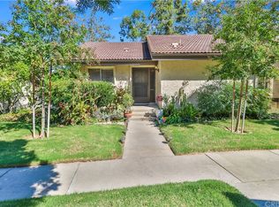 46 N Meadowlark Ln, Oak Park, CA 91377