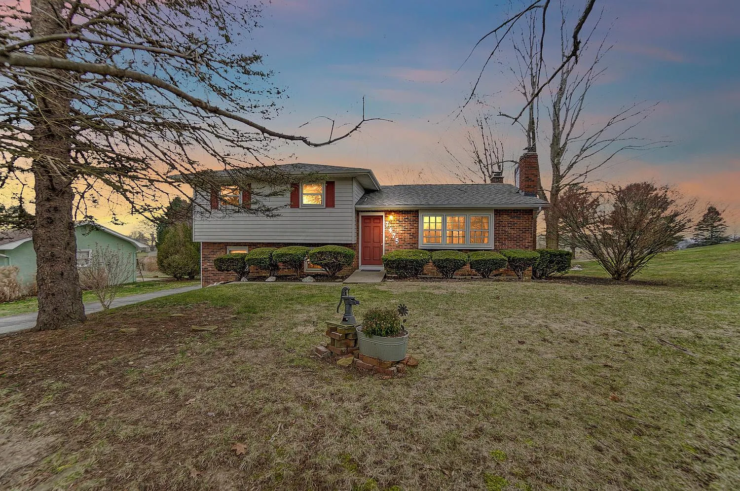 7475 Lithopolis Rd photo 1