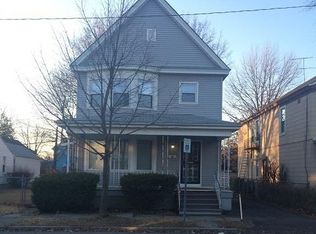 457 3rd St, Troy, NY 12180