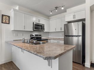 9422 Victor St #218, Chilliwack, BC V2P0B8