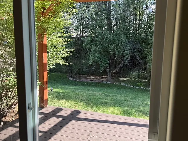 108 White Horse Pl — Photo 2