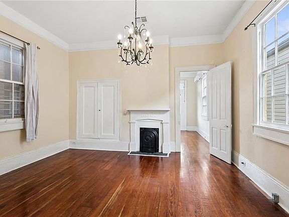 5th image of 8314 Willow St