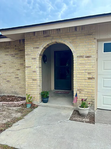 106 Sombrero Dr Photo 1