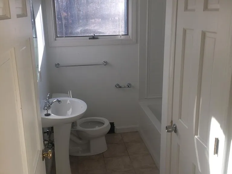 107 Bay Spring Ave #1 — Photo 6