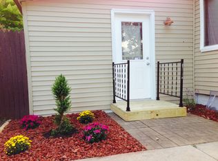 1924 E 23rd St, Des Moines, IA 50317