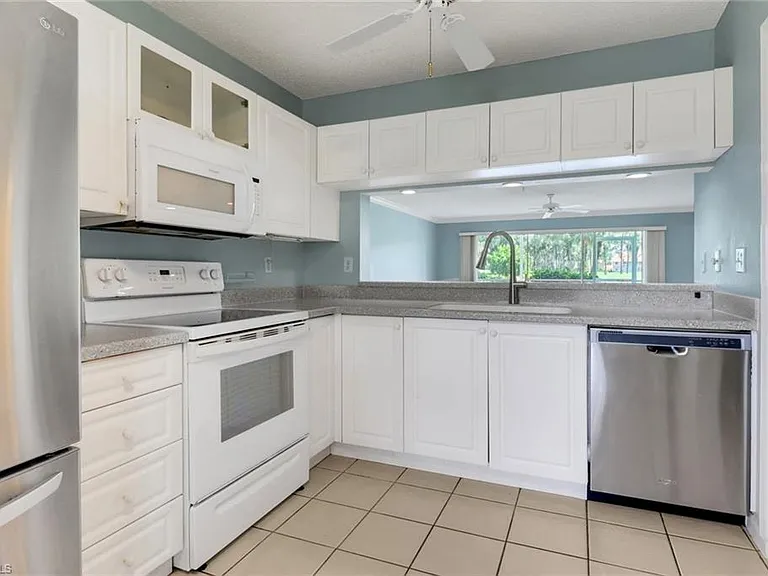 4556 Andover Way #E-106 — Photo 8