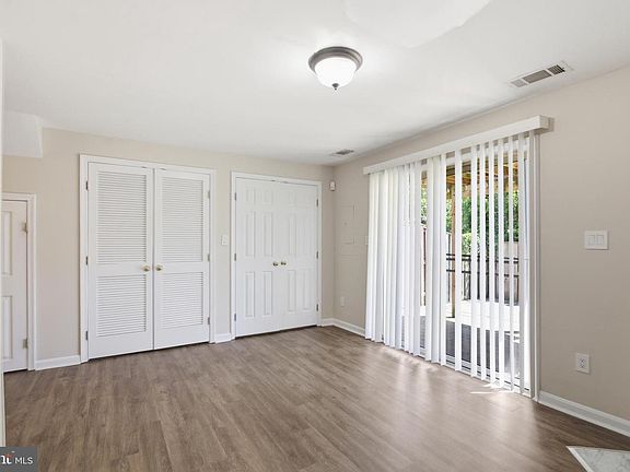 3rd image of 5504 Sacramento Mews Pl