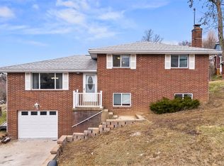 555 Council St, Washington, PA 15301