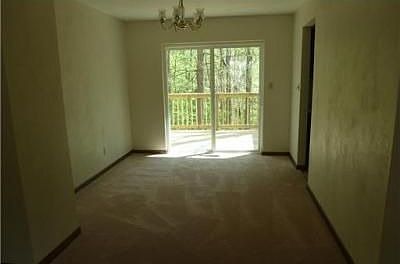 5th image of 810 Gordon Dr