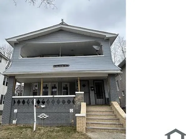 983 Thornhill Dr #3, Cleveland, OH 44108