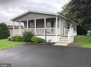 337 Woodstream Way, North Wales, PA 19454