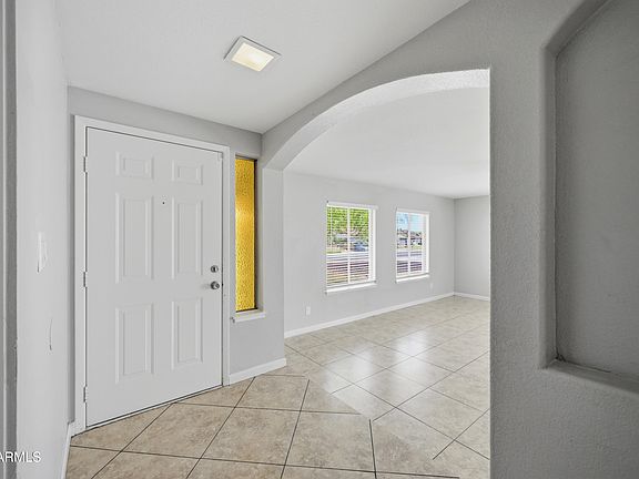 3rd image of 1651 E APOLLO Road