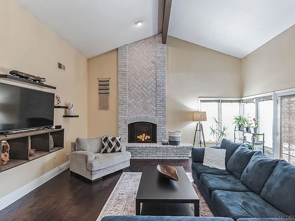 3rd image of 8655 Longwood St