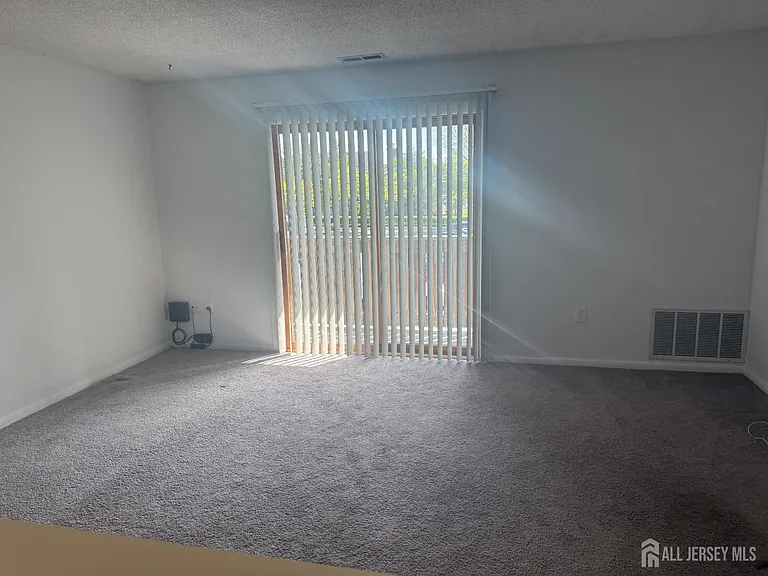 1908 Ravens Crest Dr — Photo 5