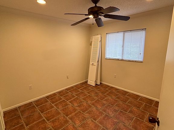5th image of 635 N Jefferson Ave #1