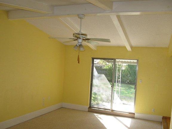 3rd image of 2402 Vassar Ct