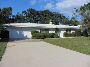 3133 Renatta Dr, Belleair Bluffs, FL 33770