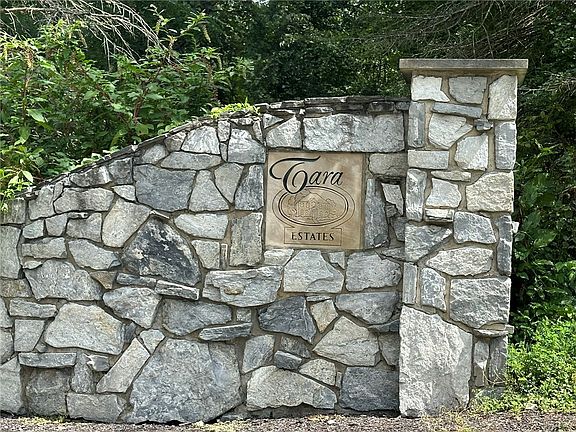 2nd image of 107 Altermoor Dr