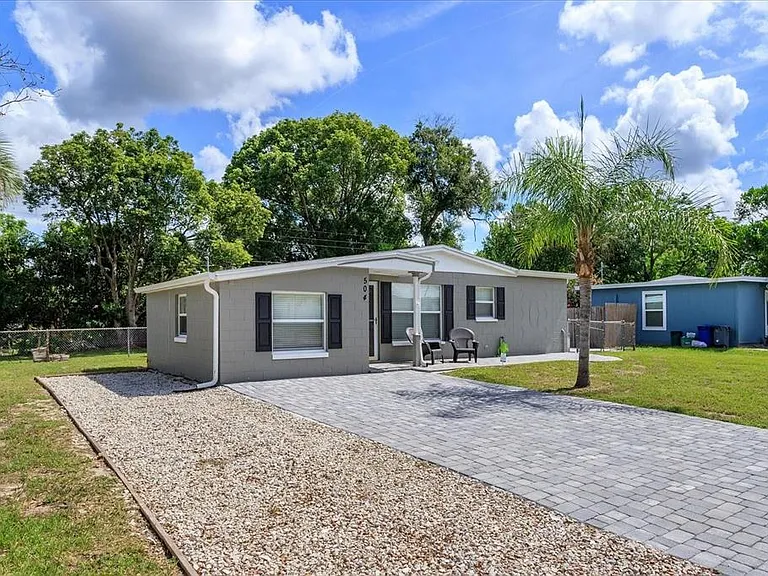 504 El Dorado Way — Photo 2