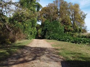 8072 Franklin St, Ferrum, VA 24088