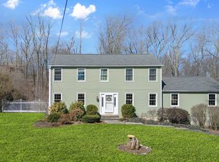 930 Bullet Hill Rd, Southbury, CT 06488