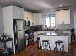 34 Beaver Pond Rd #39, Milford, MA 01757