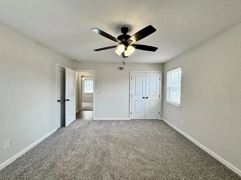 4512 Whitechapel Ct — Photo 27