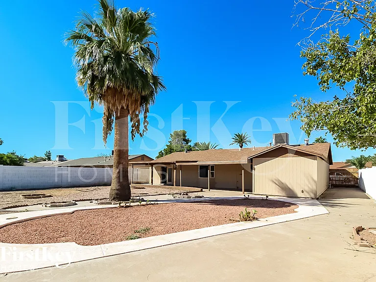 13633 N 20th Ln — Photo 15
