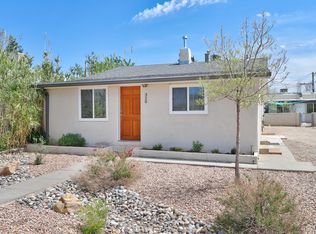 320 Cornell Dr SE, Albuquerque, NM 87106