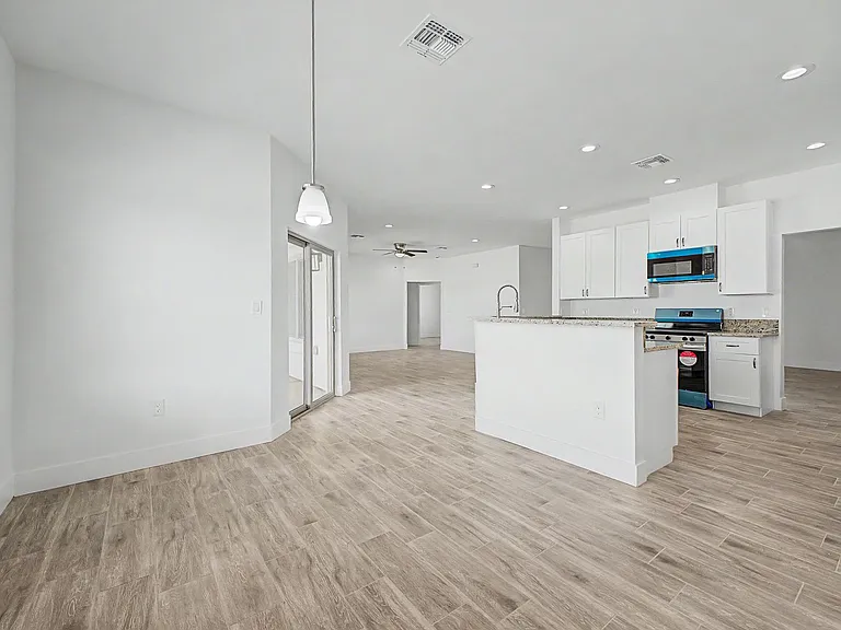 12138 S Airport Rd — Photo 10