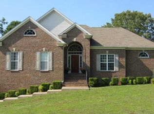 202 Contrary Rd, Burns, TN 37029