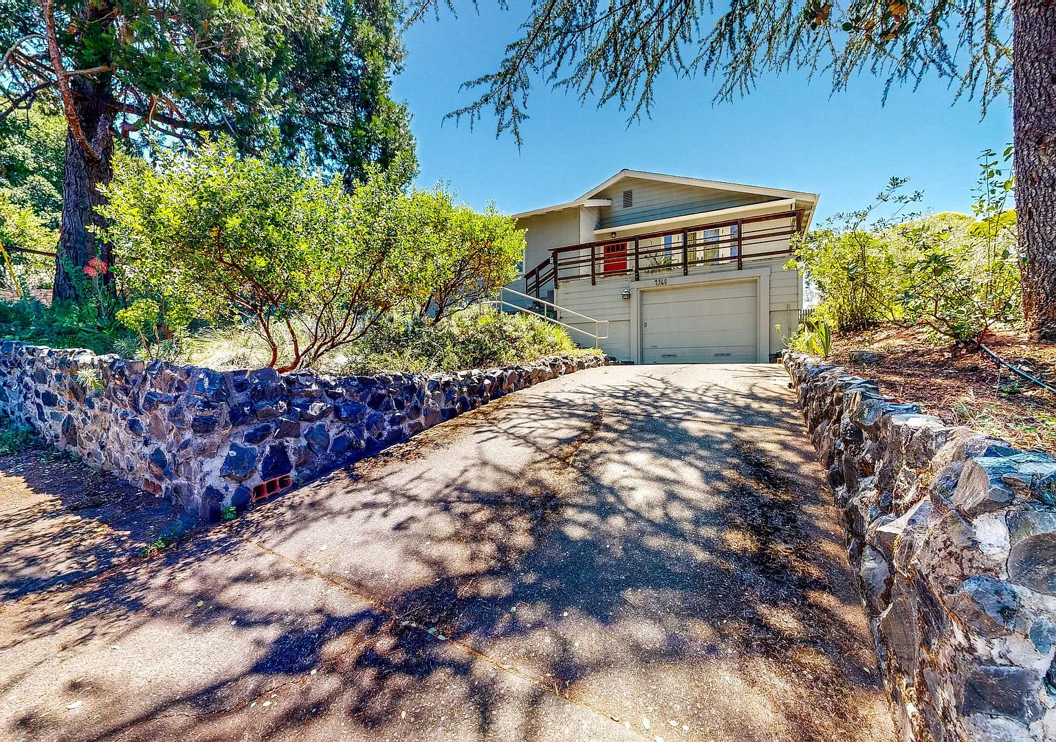 Beautiful Two Bedroom One Bath Close to Spring Lake & Annadel State Park — Photo 2