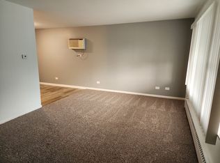 2330 182nd Pl APT 5, Lansing, IL 60438