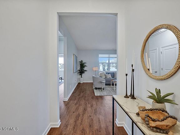 2nd image of 9745 Woodriff Circle NE