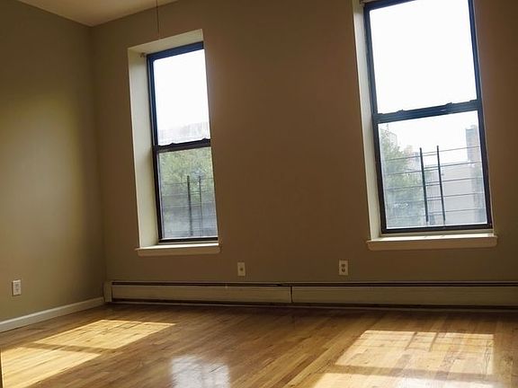 4th image of 303 W 138th St APT 2