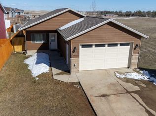 100 Chestnut Ave, Taylor, ND 58656