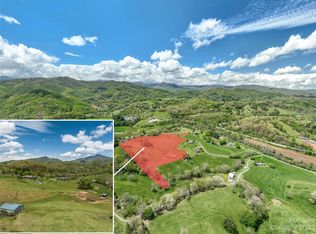 4 Sunny Hill Ln, Clyde, NC 28721