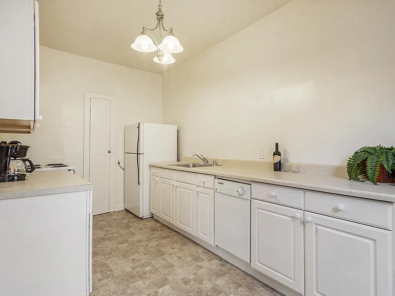 365 Hanover Ave #106 — Photo 3