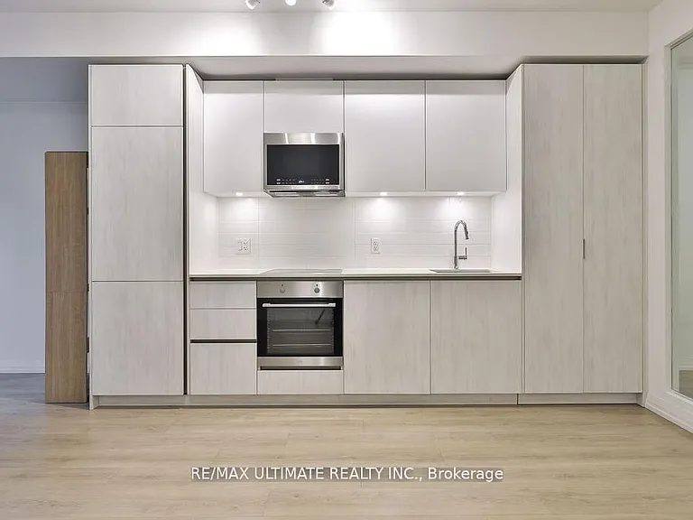 8 Widmer St #515 — Photo 19