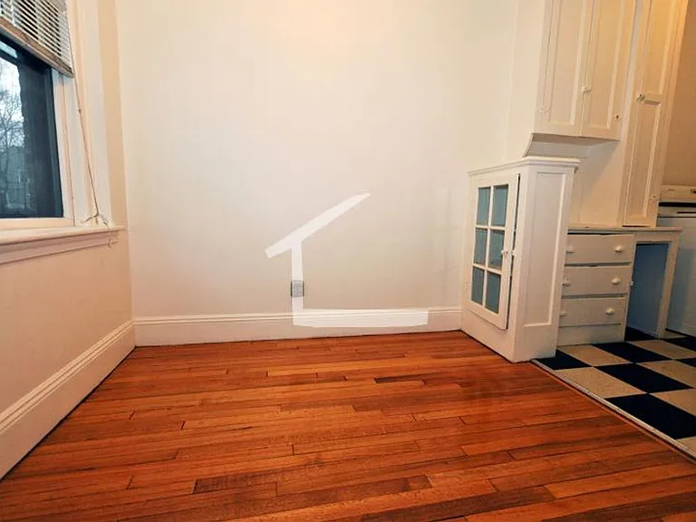 6 Chiswick Rd #K24 — Photo 5